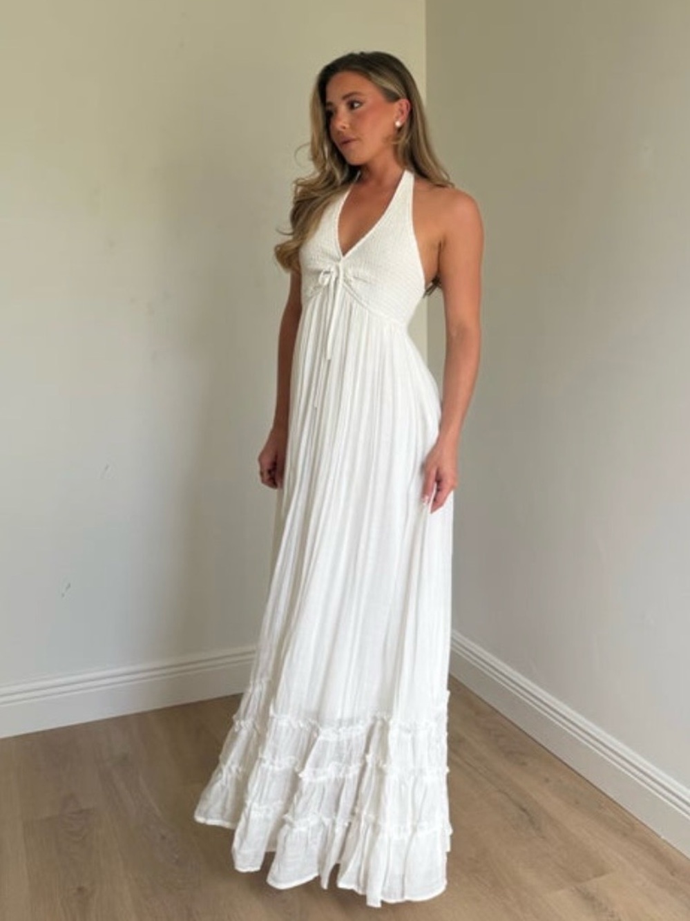 NWT White Halter Maxi Dress with Crochet Bodice Wedding Dress Beach Pictures - Picture 4 of 14